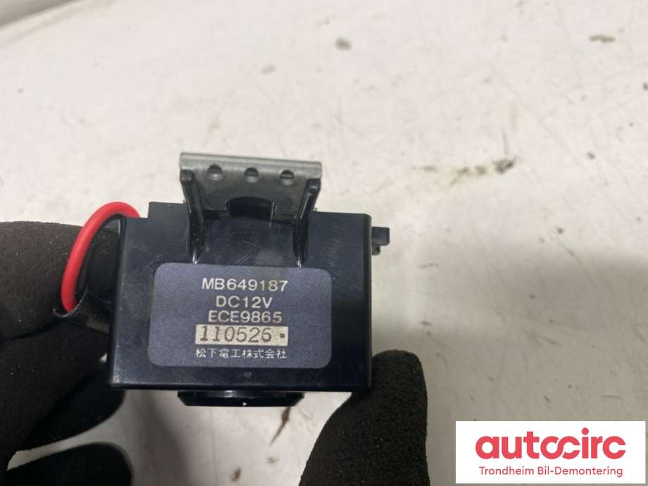 Alarm til Mitsubishi Pajero 2007-2016 (Type IV, Fase 1)  (MB649187|)