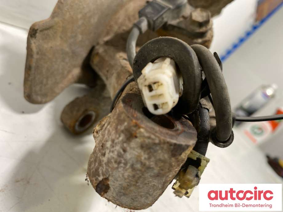 Hjulspindel høyre foran til Suzuki Swift 2005-2010  (4511163J50|)