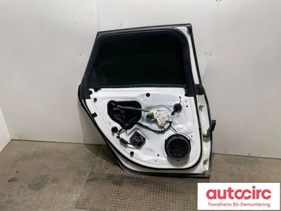 Dør venstre bak til Audi A6, Allroad 2012-2014 (Type III, Fase 1) (C7) (C7) (4G9833051|)