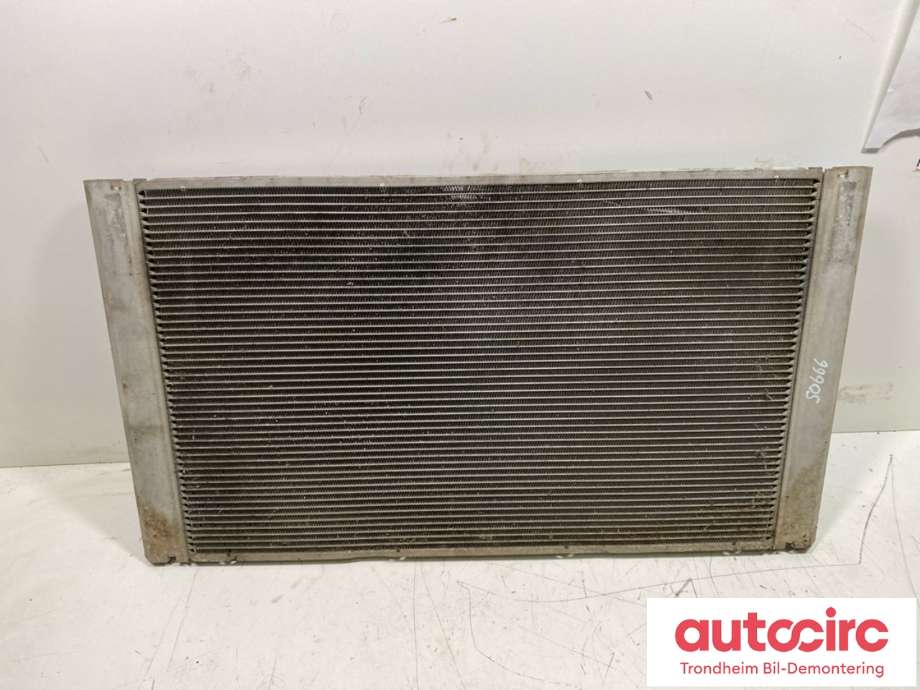 Radiator (automat gir) til BMW 5-Serie 2003-2010 (E60/E61) (E60/E61) (17 11 7 787 440|)