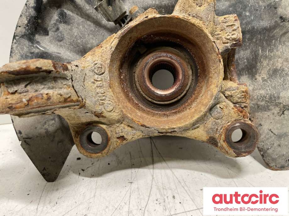 Hjulspindel høyre foran til VW Transporter / Caravelle 2009-2015 (Fase 2) (T5) (T5) (7H8407258C|7H8 407 258 C|)