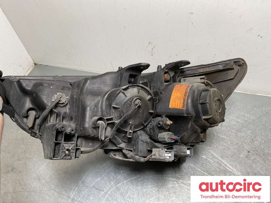 Frontlykt høyre xenon til Mitsubishi ASX 2010-2019 (8301B592|)