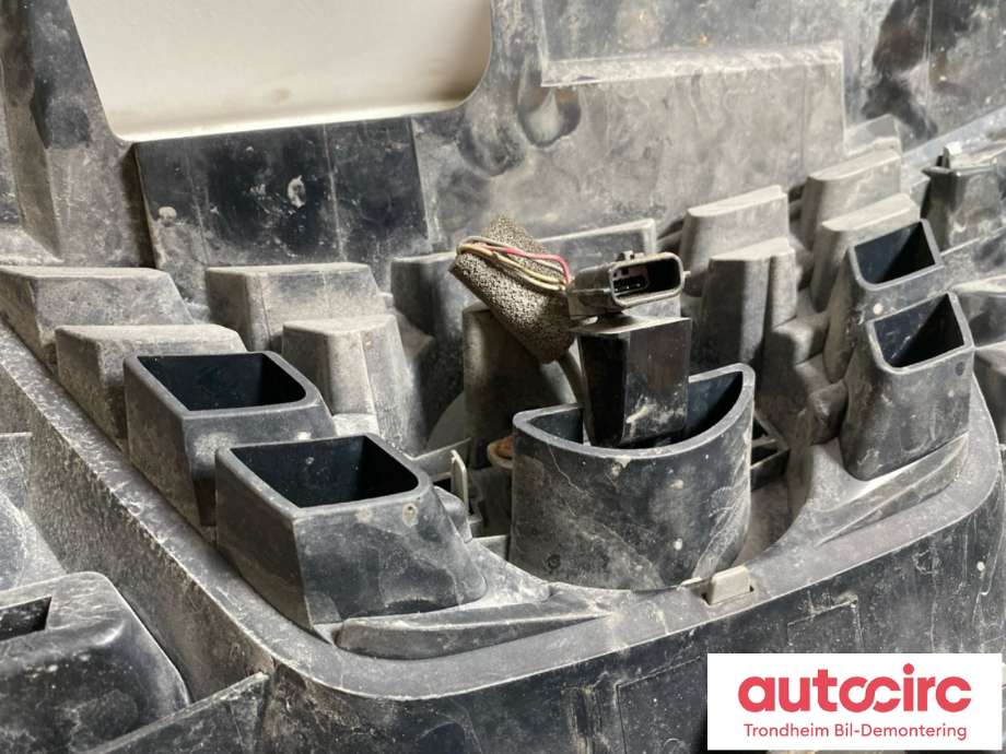 Grill til Nissan Juke 2014-2018 (Fase 2)  (62072BV81A|)