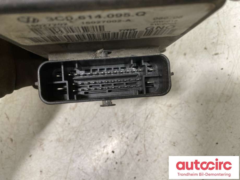 ABS sentral til VW Passat 2005-2010 (B6) (B6) (3C0 614 109 A|3C0 614 095 Q|)