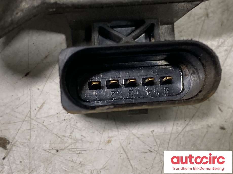 Spjeldhus til VW Golf VI 2008-2012  (03G128063C||038128063L)