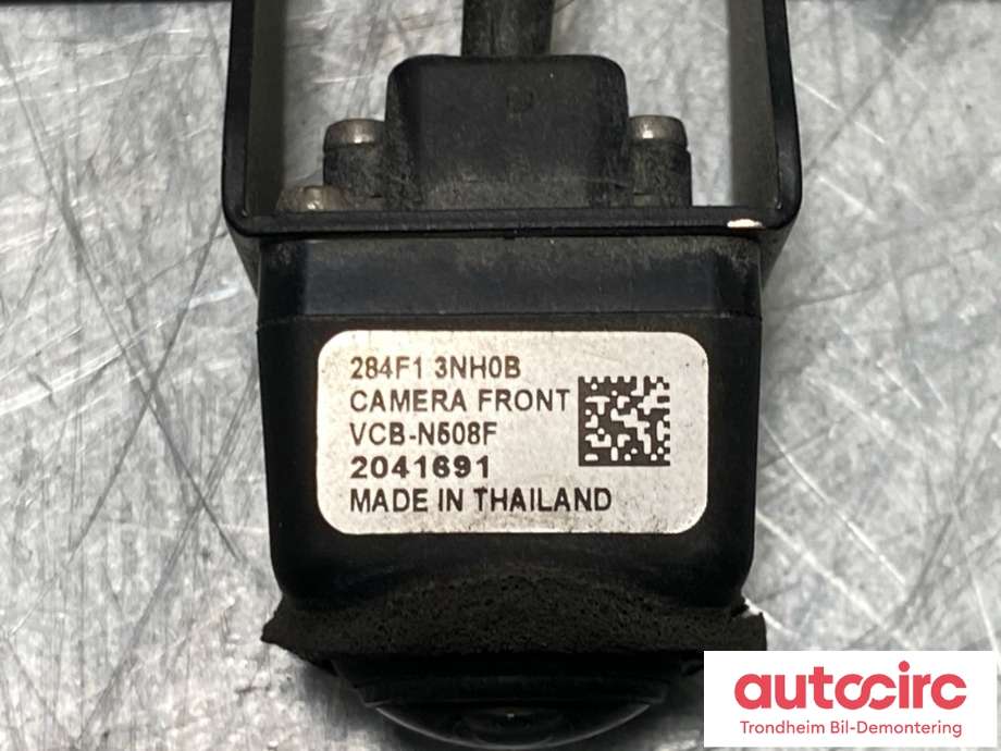 Parkeringskamera foran til Nissan Leaf 2011-2017 (Type I)  (284F13NH0B|)