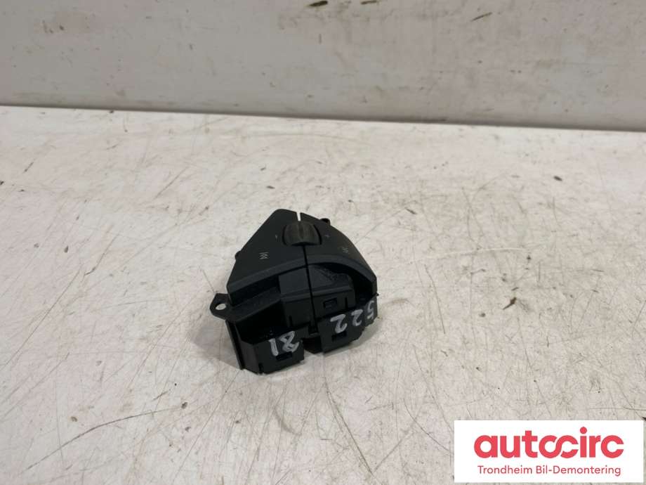 Bryter diverse til Tesla Model S 2013-2016 (Fase 1)  (1013242-00-B|)