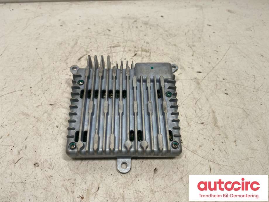 Parkeringskamera foran til Tesla Model S 2013-2016 (Fase 1)  (1038482-00-E|1038482-00-J| 1038482-99-I| 1038482-00-G|1038482-00-D| 1038482-00-E| 1038482-00-F| 1038482-00-J| 1038482-90-N| 1038482-99-G| 1038482-99-H| 1038482-99-J| 1038482-99-K | 1038482-99-L| 1038482-9)