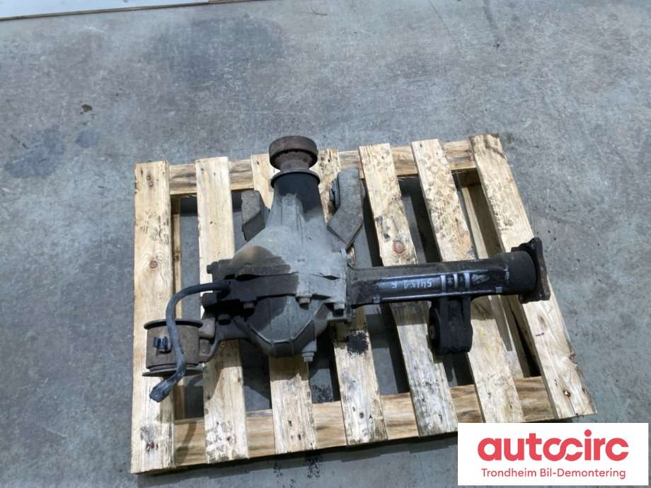 Kardang klokke foran til Suzuki Grand Vitara 2005-2015 (Type III)  (2745066JV0|)