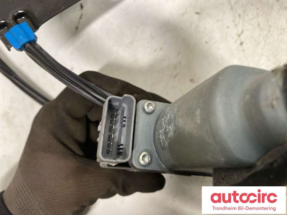 Ruteheis venstre bak til Tesla Model S 2013-2016 (Fase 1)  (6006334-00-L|6006334-99-K|6006334-99-L)