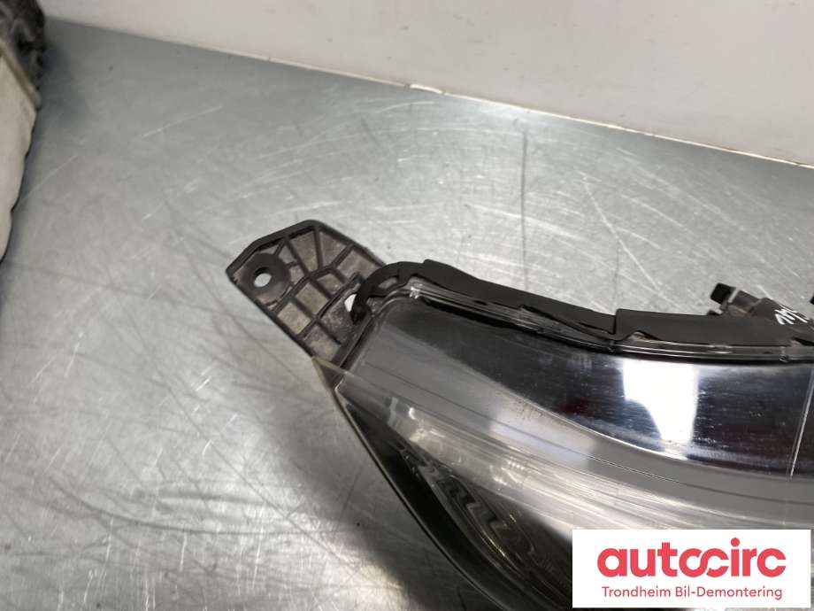 Frontlykt høyre xenon til Honda CR-V 2012-2018 (Type IV)  (33101-T1G-G61|)