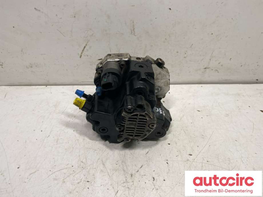 Dieselpumpe til Volvo V70 2005-2007 (Type II, Fase 2)  (BOSCH|8689590|8251785|0445010043)