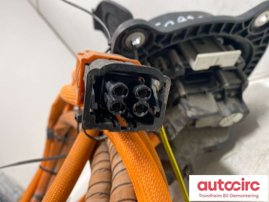 Batterilader inntak/luke til BMW iX1 2023-->> (U11) (U11) (61 29 5 A62 867|)