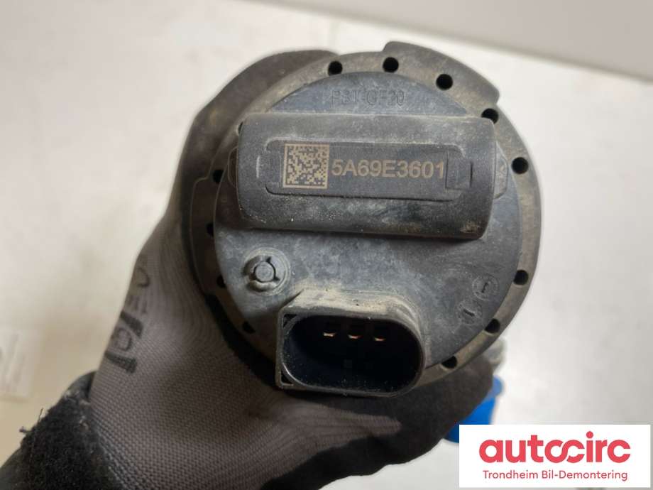 Vannpumpe elektrisk til BMW iX1 2023-->> (U11) (U11) (11 51 5 A69 E36|5A69E3601|)