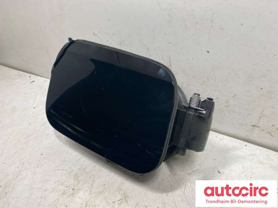 Ladeluke karosseri elbil til BMW iX1 2023-->> (U11) (U11) (51 17 9 482 805|51 17 9 450 859|)