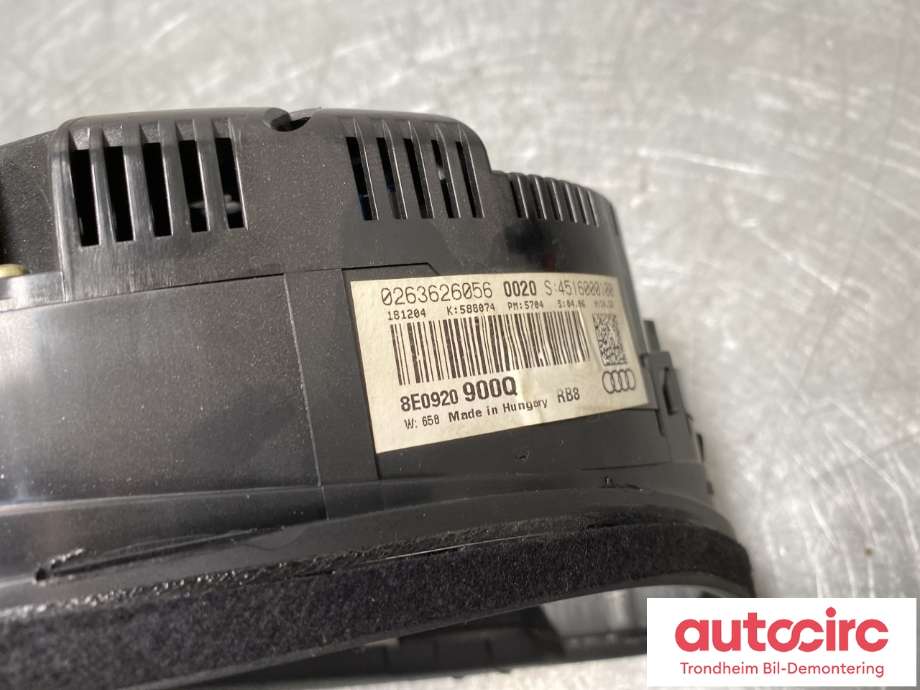 Instrumentpanel til Audi A4 2004-2008 (Type III) (B7) (B7) (8E0920900Q|8E0920901GX|8E0920901G)