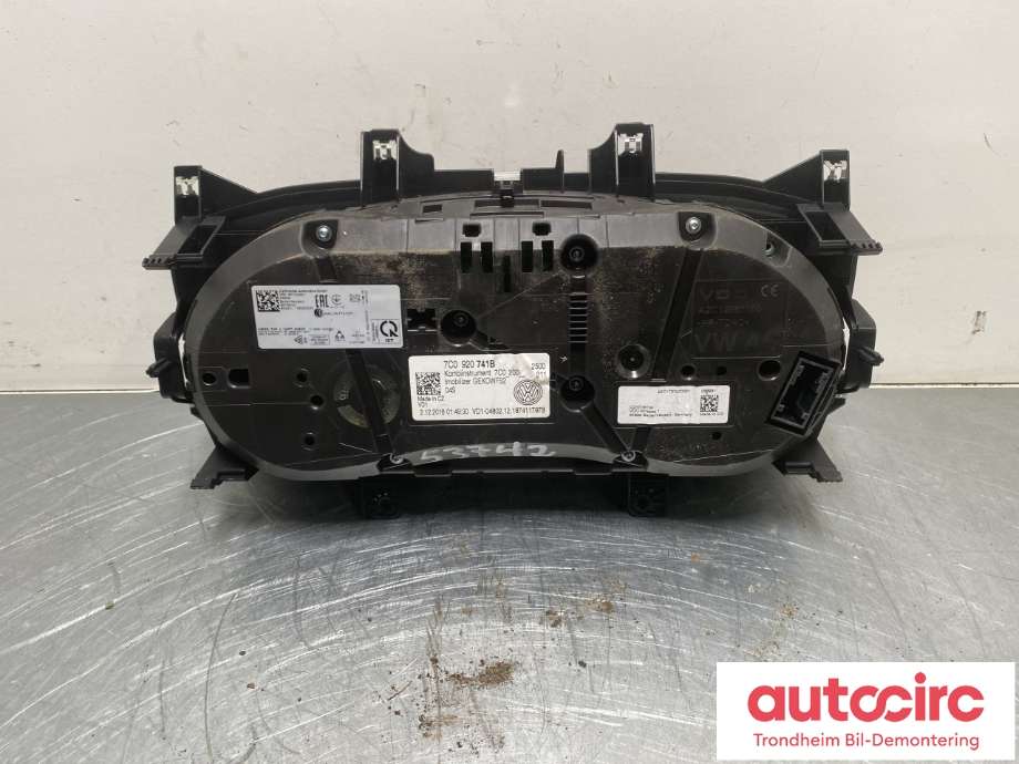 Instrumentpanel til VW Crafter 2016-->> (Type II)  (65.27202-6009|7C0 920 741 B|)