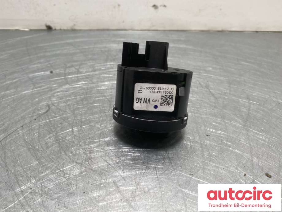Bryter lys til VW Crafter 2016-->> (Type II) (65.25505-0011|65.25505-0015|5G0941431BD)