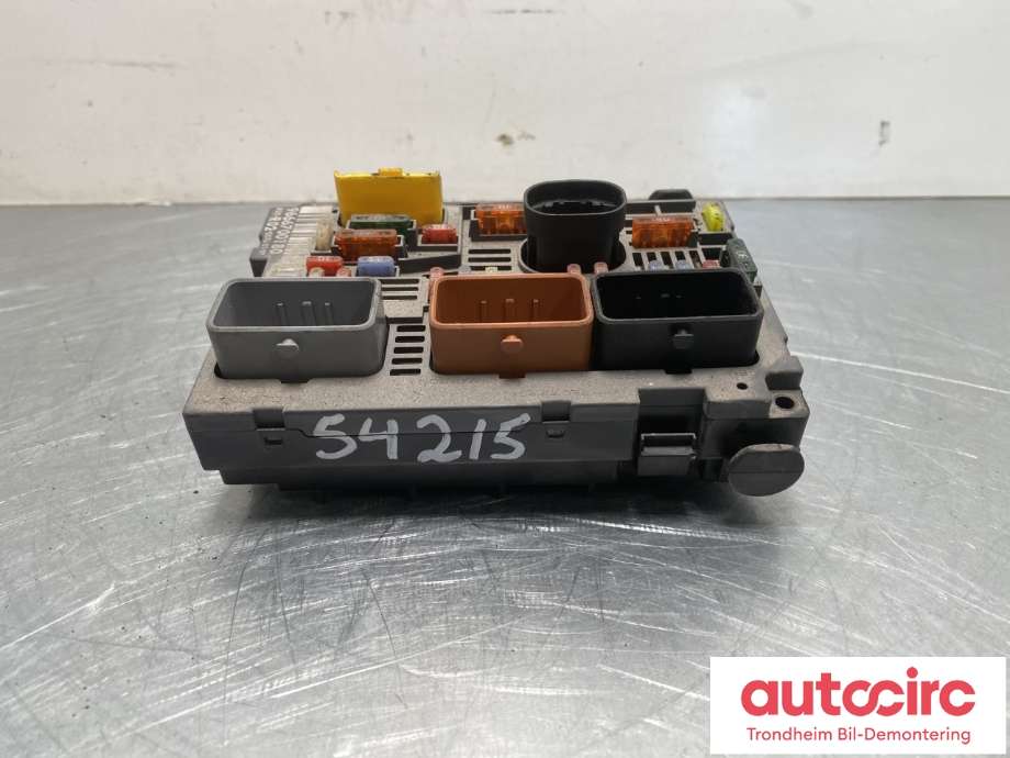 Sikringsboks motorrom til Citroën C4, Picasso 2006-2013 (Type I) (9666700180|6500 HK|98 070 285 80)