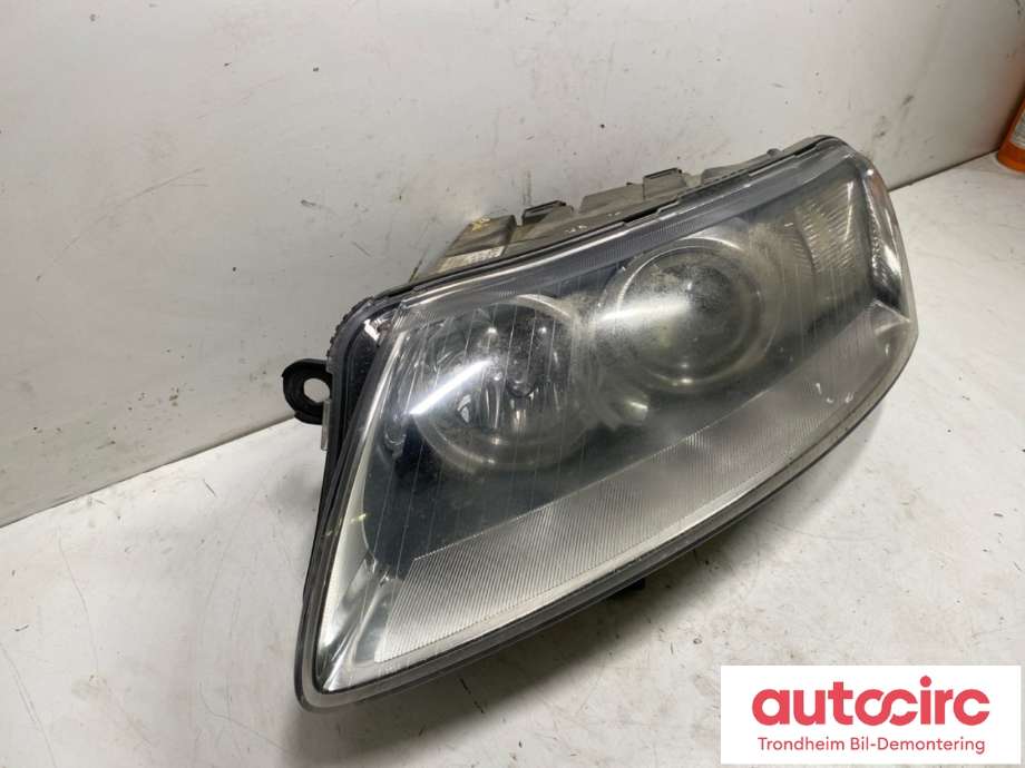 Frontlykt venstre xenon til Audi A6, Allroad 2006-2008 (Type II, Fase 1) (C6) (C6) (HELLA|4F0 941 029 AK|)