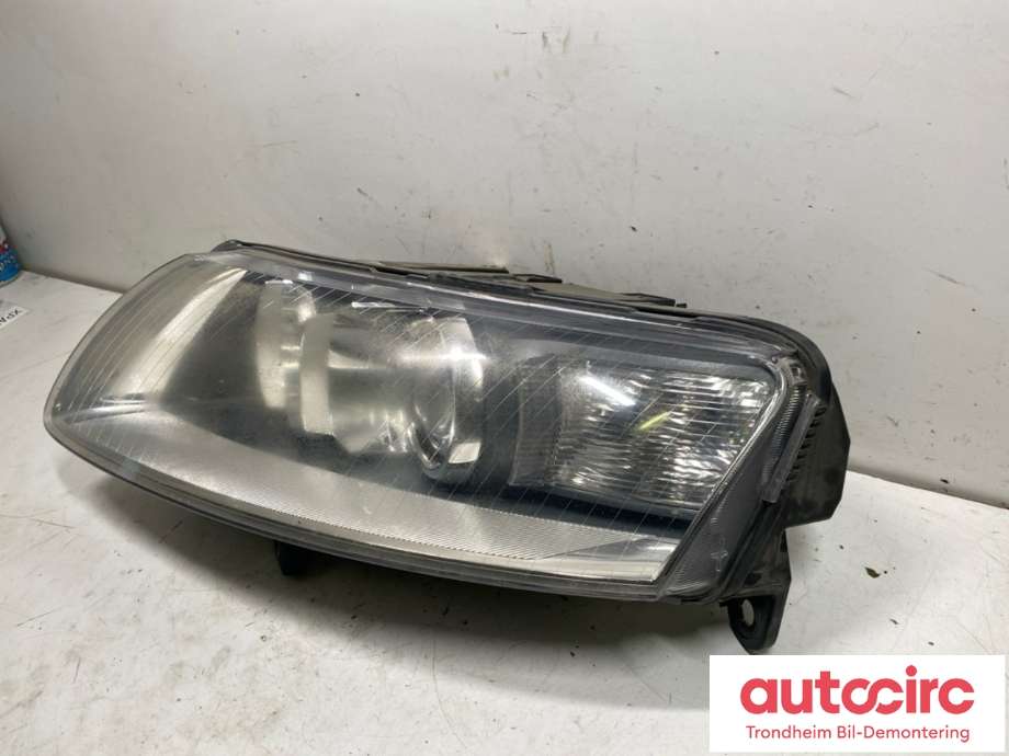 Frontlykt venstre xenon til Audi A6, Allroad 2006-2008 (Type II, Fase 1) (C6) (C6) (HELLA|4F0 941 029 AK|)