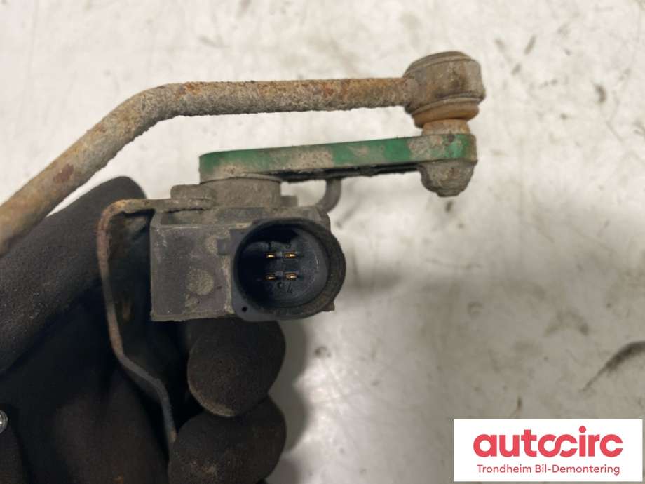 Sensor nivå, venstre foran til Audi A6, Allroad 2006-2008 (Type II, Fase 1) (C6) (C6) (4F0 941 285 B|)