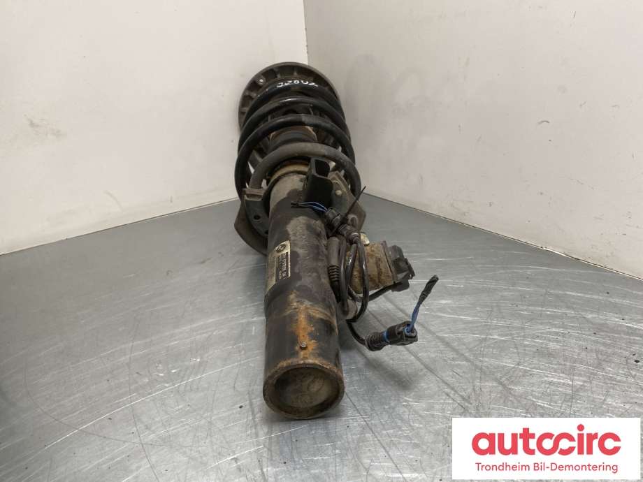 Fjærbein høyre foran til BMW X3 2010-2017 (F25) (F25) (6797026|37116797026|)