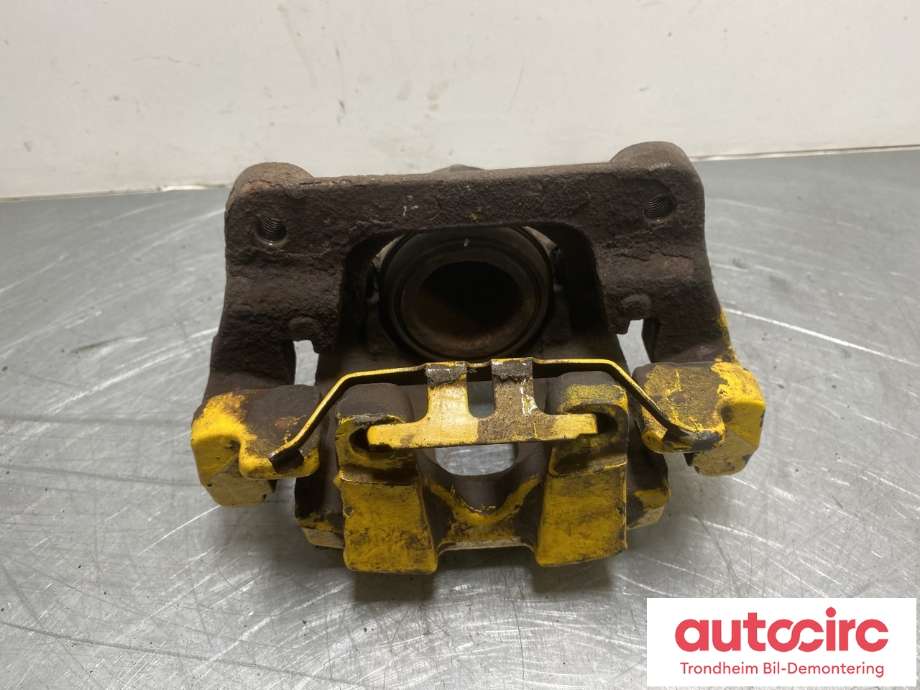 Bremsecaliper venstre foran til BMW X3 2010-2017 (F25) (F25) (34106790921|)