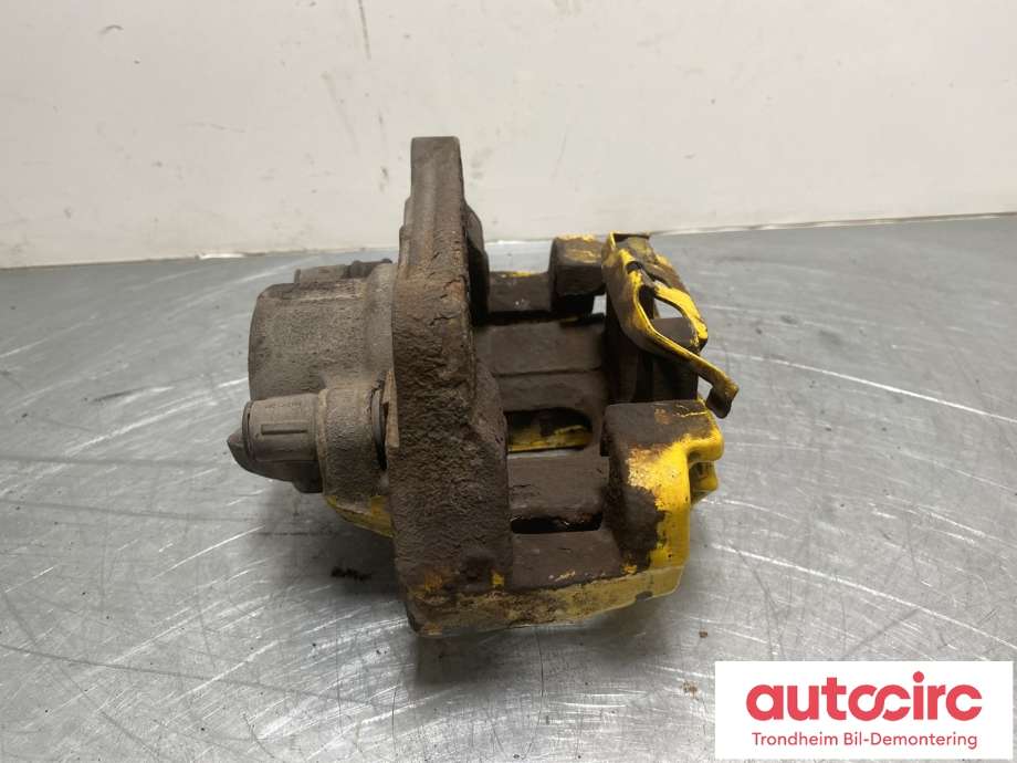 Bremsecaliper venstre foran til BMW X3 2010-2017 (F25) (F25) (34106790921|)