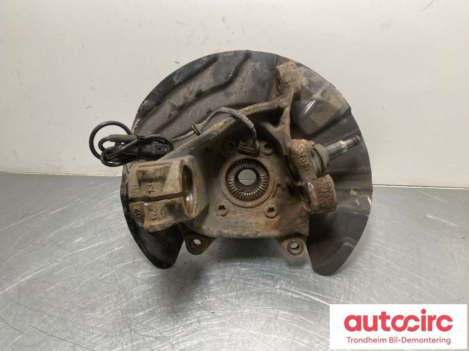Hjulspindel venstre foran til BMW X3 2010-2017 (F25) (F25) (31216855953|)