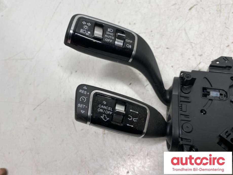 Bryter combi til Hongqi E-HS9 2022-->>  (3735015-QR01|)