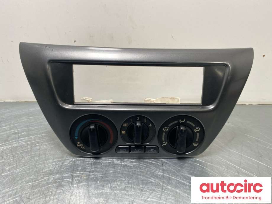 Varmeapparat betjening til Mitsubishi Lancer, 2003-2007  (MN185138HA)