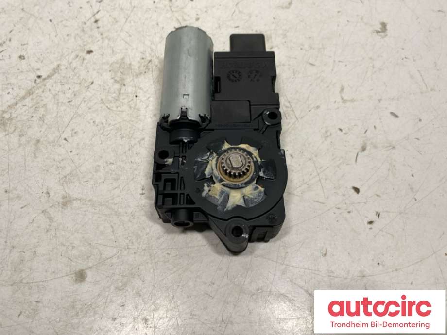 Takluke motor til Hongqi E-HS9 2022-->>  (MOBITECH  / NIDEC|NRBI0020|3046719|211223)