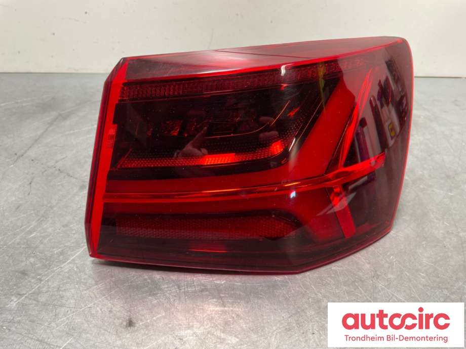 Baklykt høyre ytre til Audi A6, Allroad, 2015-2019 (Type III, Fase 2) (C7) (C7) (VALEO|4G9 945 096 E)