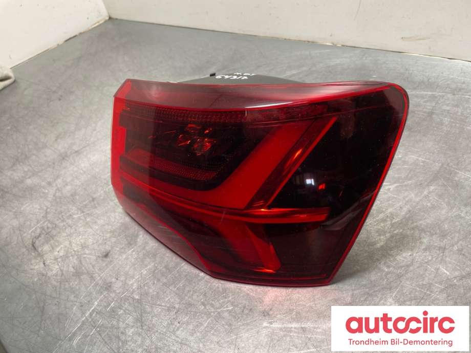 Baklykt høyre ytre til Audi A6, Allroad 2015-2019 (Type III, Fase 2) (C7) (C7) (VALEO|4G9 945 096 E|90075409|)