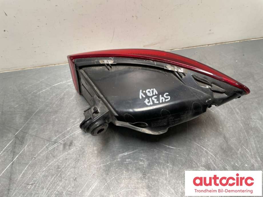 Baklykt venstre ytre til Audi A6, Allroad 2015-2019 (Type III, Fase 2) (C7) (C7) (VALEO|4G9945095E|90075408|)