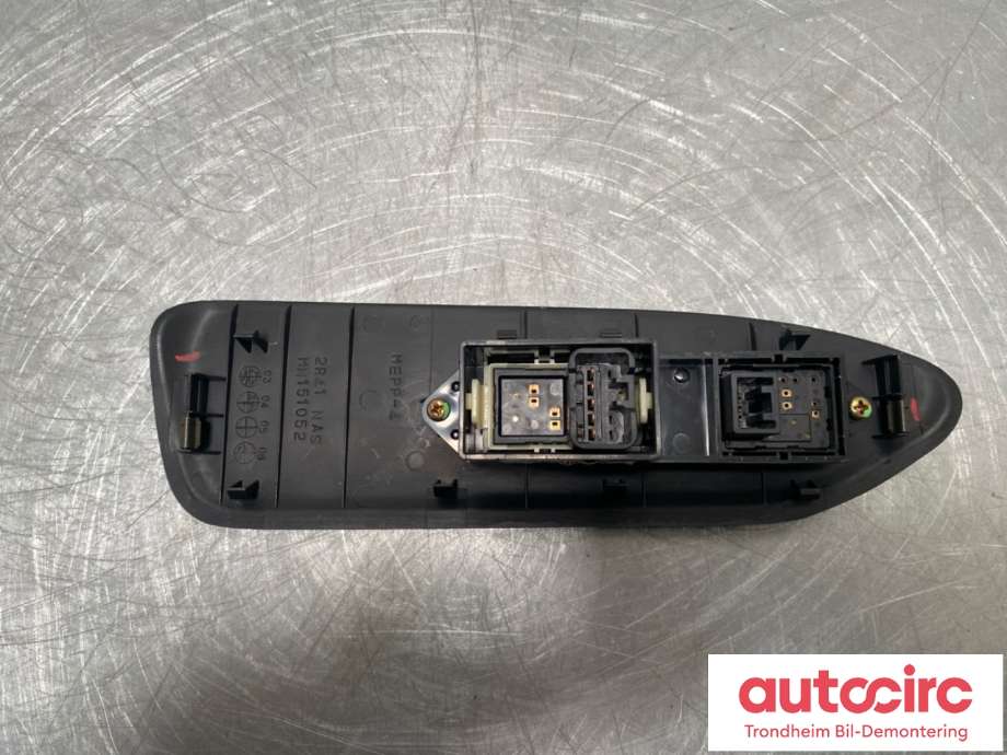 Bryter ruteheis til Mitsubishi Lancer 2003-2007 (MR587946|)
