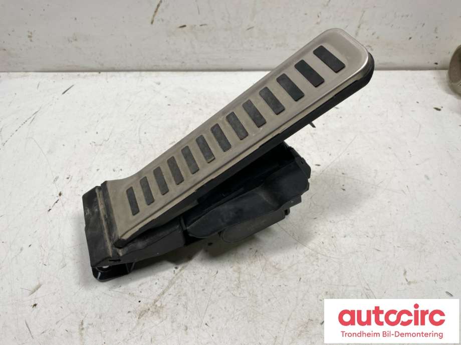 Pedal gass til Hongqi E-HS9 2022-->>  (1108050-DB01|)