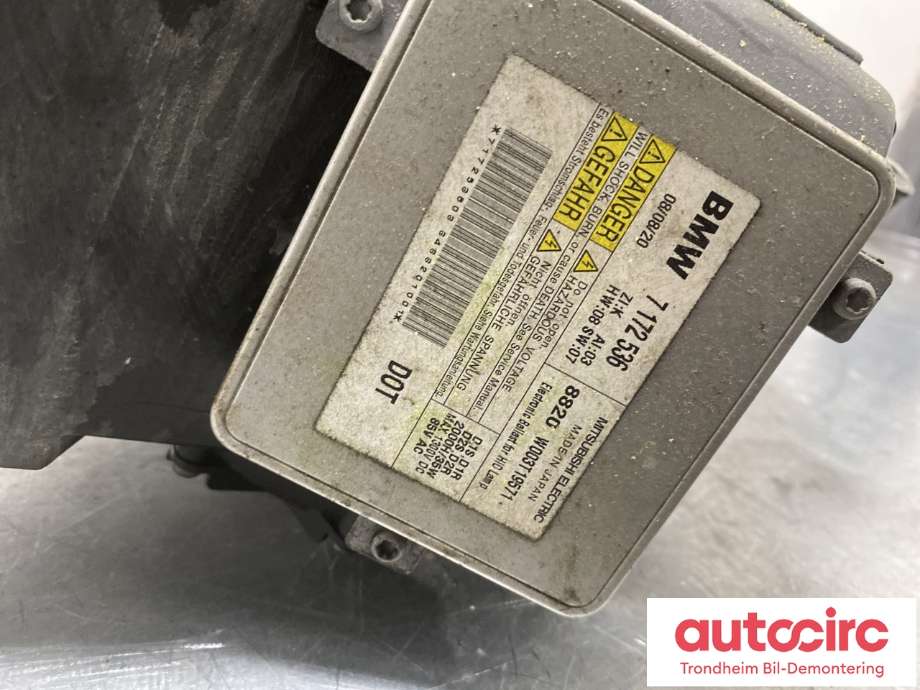 Frontlykt høyre xenon til BMW 3-Serie 2005-2011 (E90/E91/E92/E93) (E90/E91/E92/E93) (63117202590|63117240264|)
