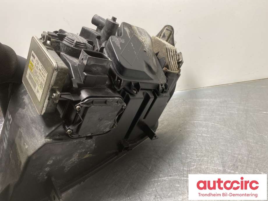 Frontlykt høyre xenon til BMW 3-Serie 2005-2011 (E90/E91/E92/E93) (E90/E91/E92/E93) (63117202590|63117240264|)