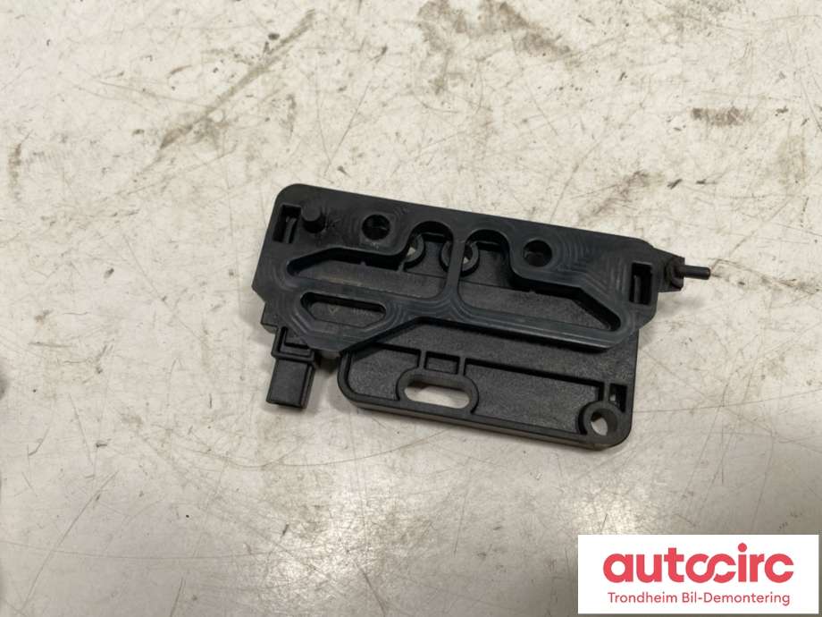 Antenne forsterker til Porsche Cayenne 2010-2017 (92A) (92A) (7PP 962 132 A|)