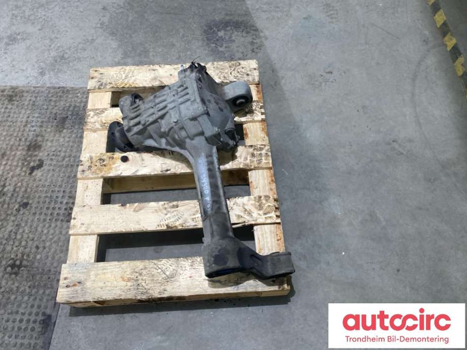 Kardang klokke foran til Nissan Pathfinder 2005-2010 (Fase 1) (R51) (R51) (38510EA000|)