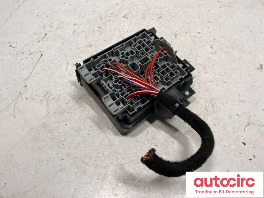 Rele diverse til Porsche Cayenne 2010-2017 (92A) (92A) (955 610 117 00|7P0 937 149|)