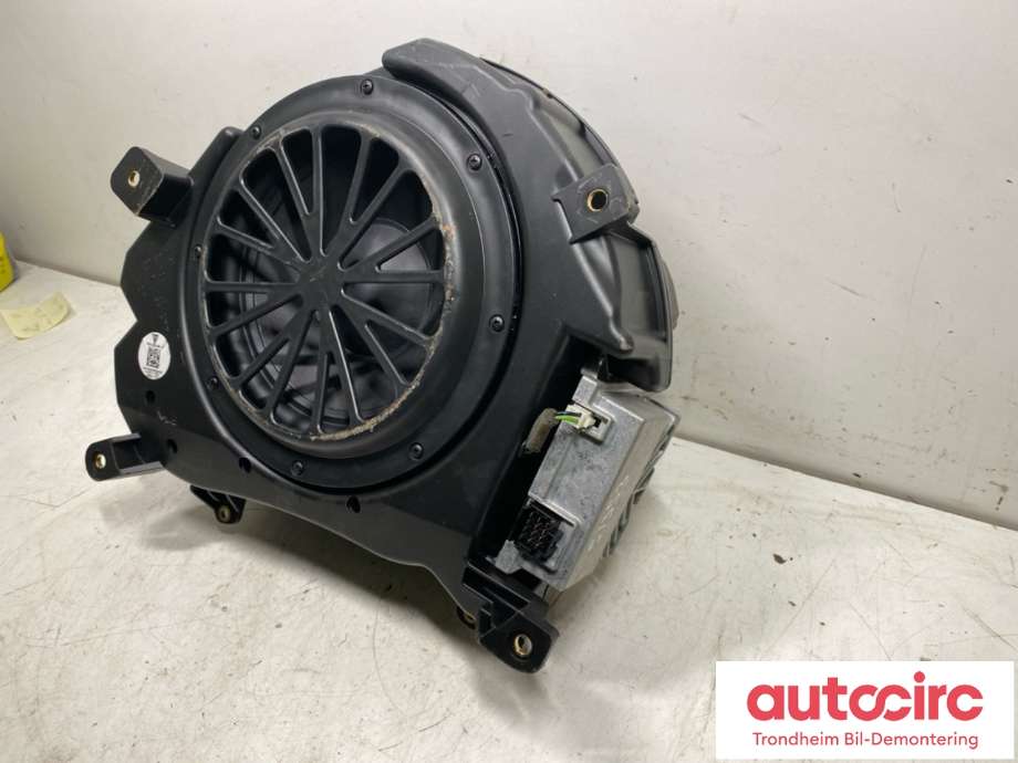 Bilstereo sub-woofer til Porsche Cayenne 2010-2017 (92A) (92A) (958 645 010 10|)