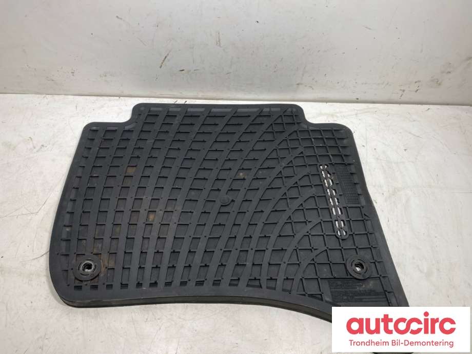 Gulvmatte sett til Porsche Cayenne 2010-2017 (92A) (92A) (958 044 800 53|)