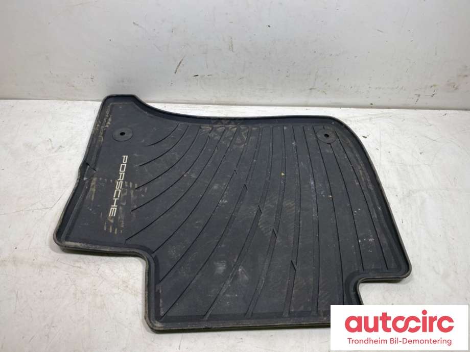 Gulvmatte sett til Porsche Cayenne 2010-2017 (92A) (92A) (958 044 800 53|)