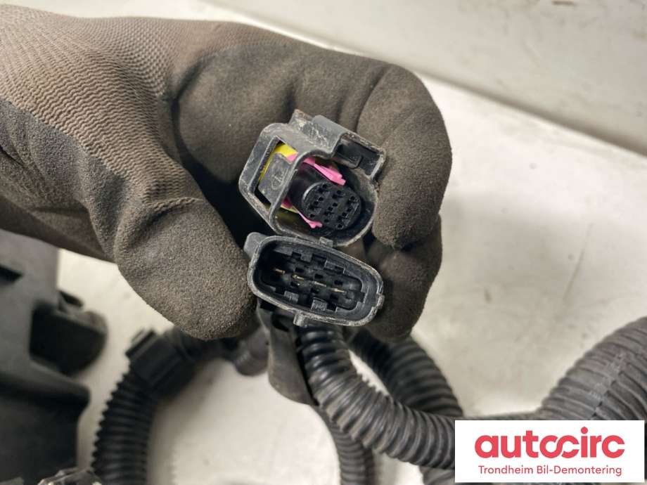 Sikringsboks motorrom til Porsche Cayenne 2010-2017 (92A) (92A) (958 610 111 00|958 610 615 00|958 610 616 00| 955 610 219 00| 955 610 109 00)