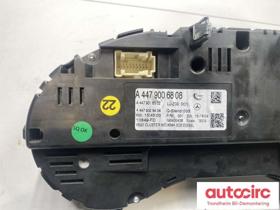 Instrumentpanel til Mercedes Vito 2014-->> (W447) (W447) (A4479006808|A4479001911|A4479004823)