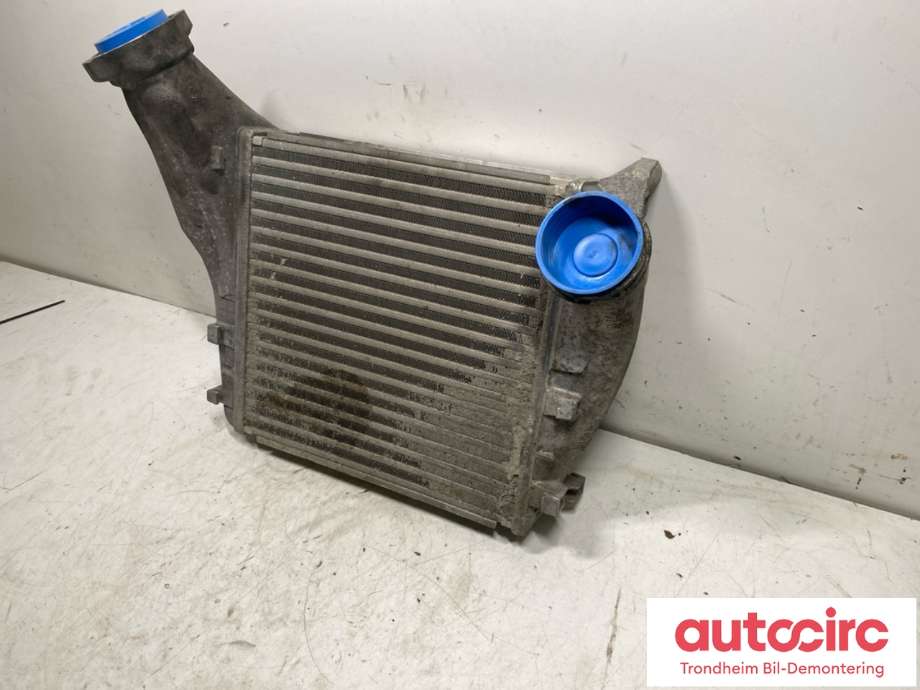 Intercooler til Porsche Cayenne 2010-2017 (92A) (92A) (955 110 640 02|955 110 640 01|)