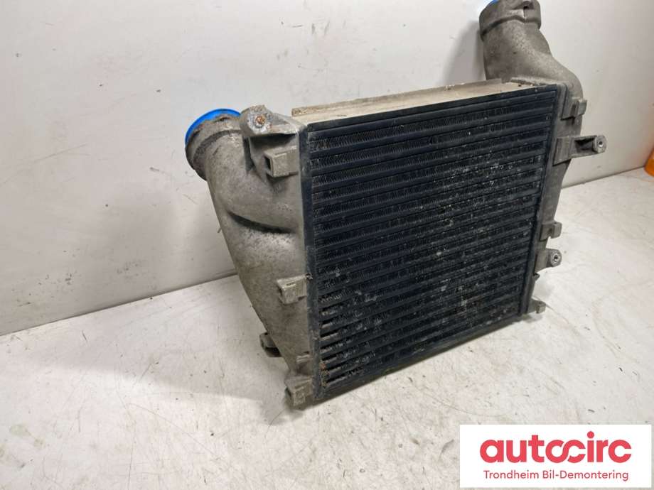Intercooler til Porsche Cayenne 2010-2017 (92A) (92A) (955 110 640 02|955 110 640 01|)
